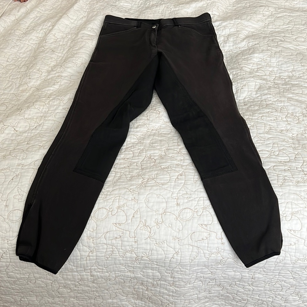 Gently worn Cavallo full seat espresso colored breeches